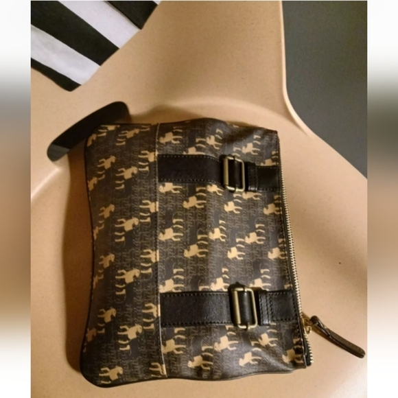 L.A.M.B. Gven Stefanie Black Designer Clutch - Picture 8 of 15